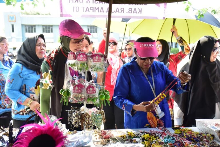bazar umkm warnai semangat indo marines run 2025 (7)